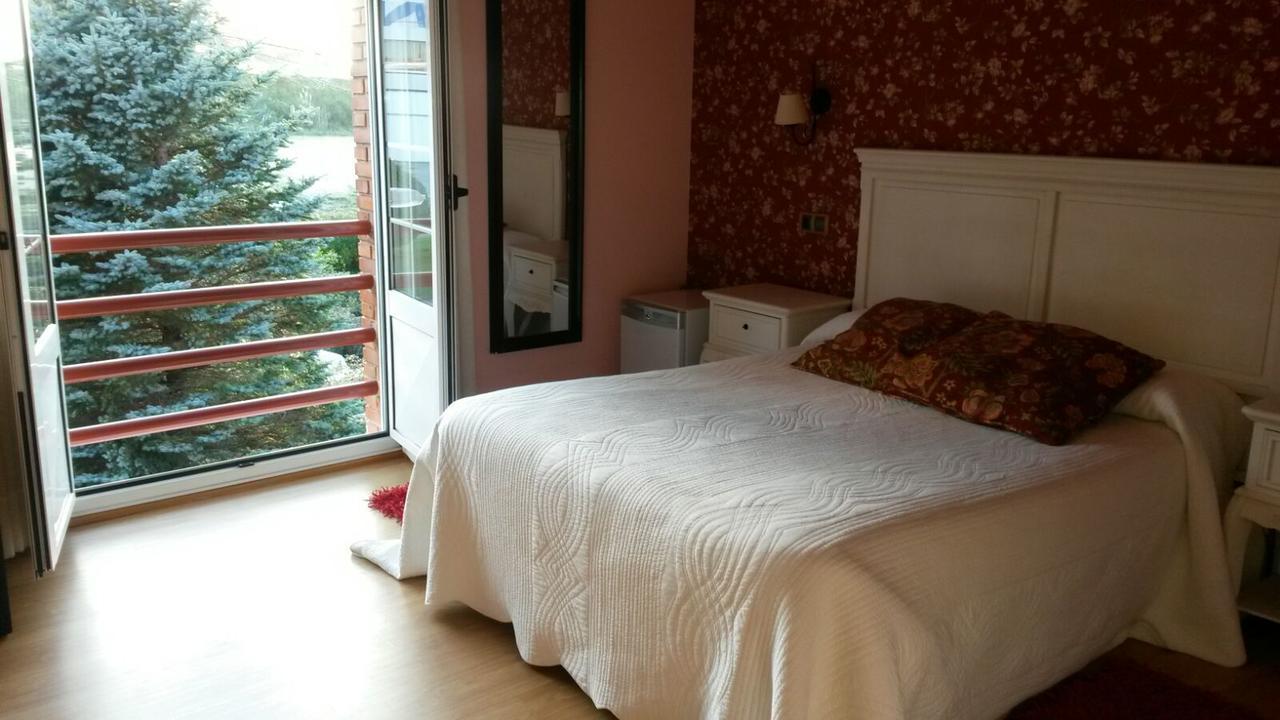 Hotel Casa Fernando II Rellayo Extérieur photo